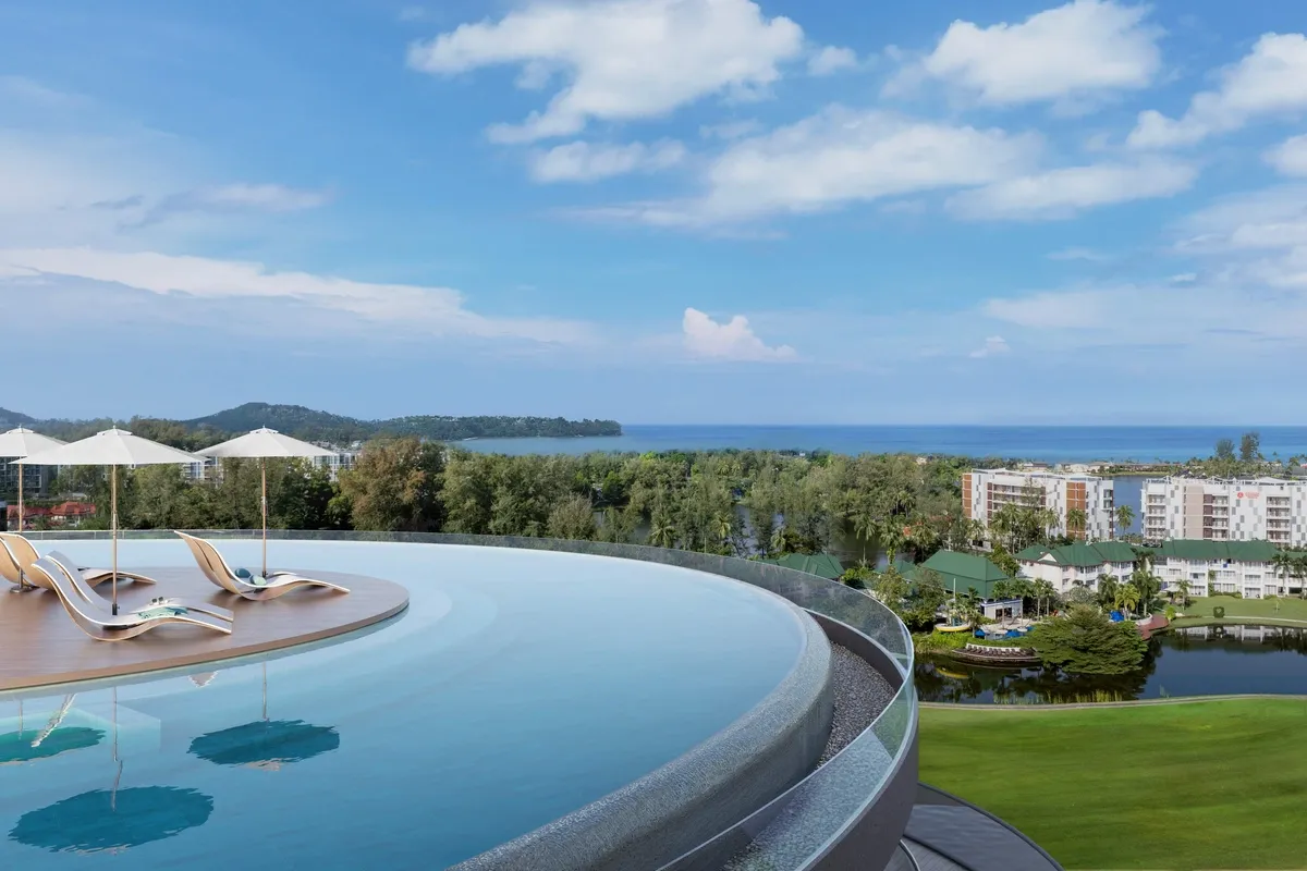 Angsana Golf Residences Topaz -Sky pool