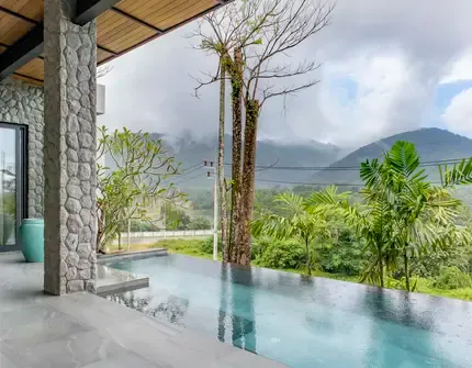 Luxury villas on Phuket Manick Hillside swimming pool