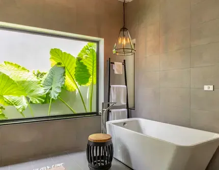 Luxury villas on Phuket Manick Hillside bathroom