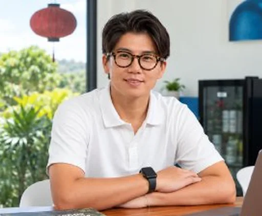 Real estate agent