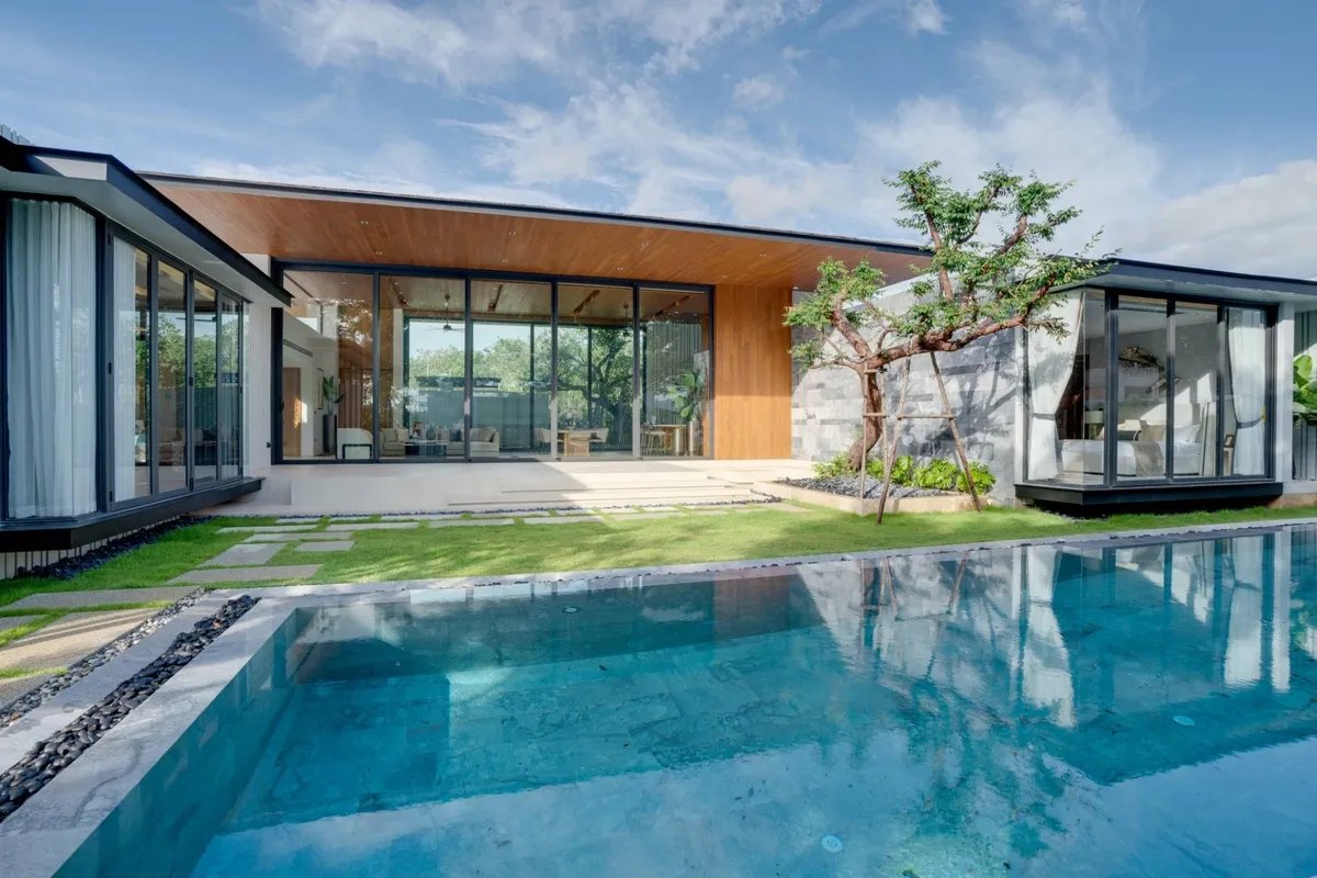 Botanica Montazure luxury villas Phuket - living room view from a pool