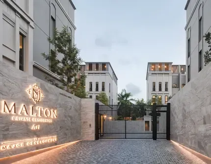 Malton Ari Bangkok Luxury Houses entrance