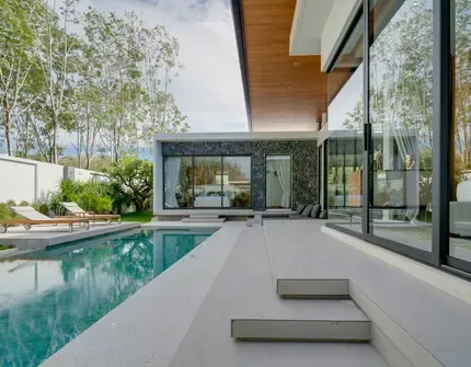 Botanica Modern Loft ll pool with deck