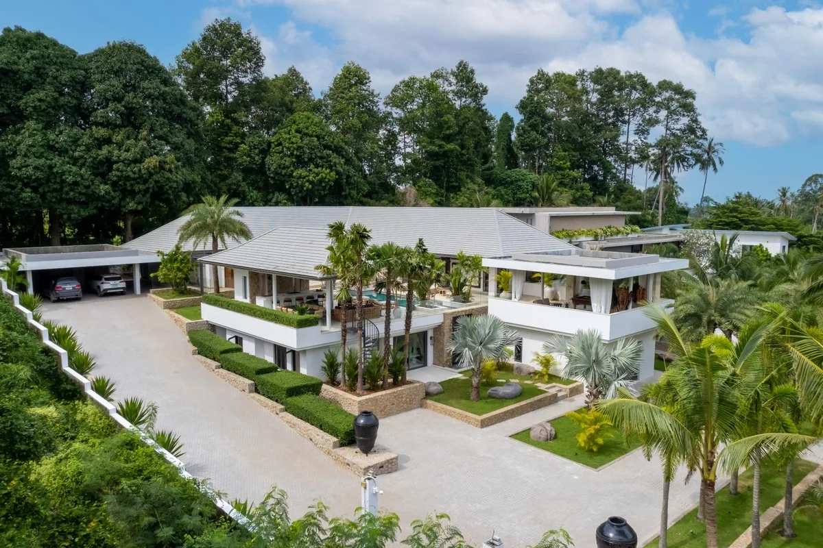 Villa Riverside exterior aerial