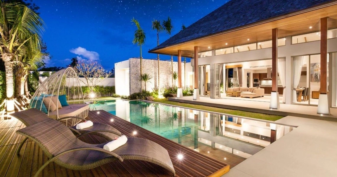 None Botanica Lakeside II - Night time