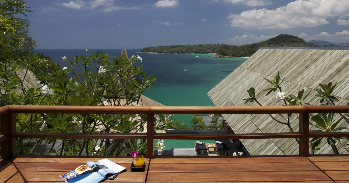 None Stunning sea view villa in an exclusive Surin Beach - Dining table