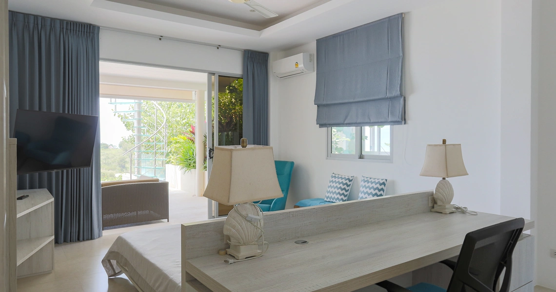 Bayside BB3 home office