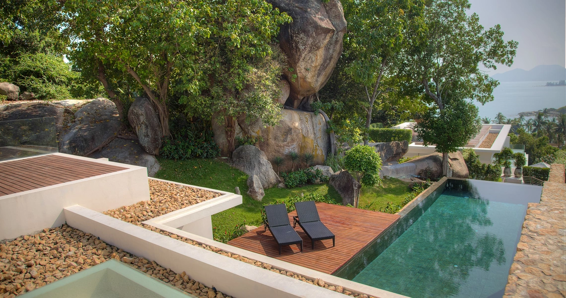 Luxury villas on Samui Luxury 3 Bedroom Pool Villa in Samujana swimming pool