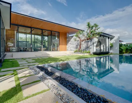 Botanica Montazure luxury villas Phuket - view onto the villa from the garden