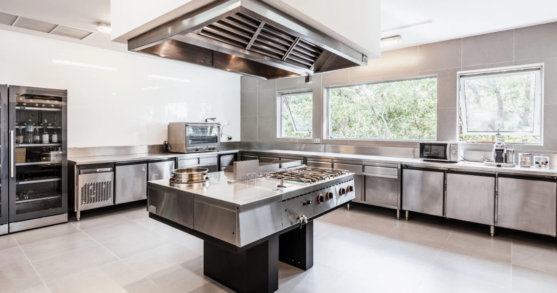 Villa Mayavee  Kamala Headland - Kitchen