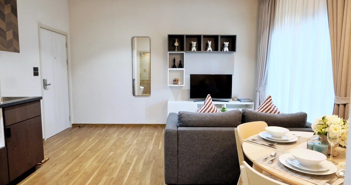 Title Halo - C dinning area