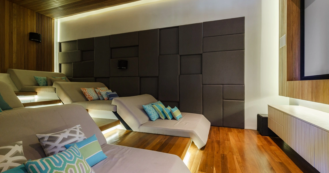 Luxury villas on Samui 6 Bedroom Pool Villa in Samujana movie room