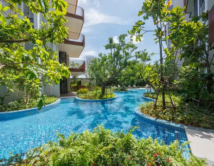 CANVAS Cherngtalay - pool