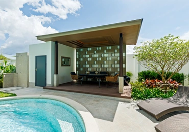 Erawana Creek - pool with deck