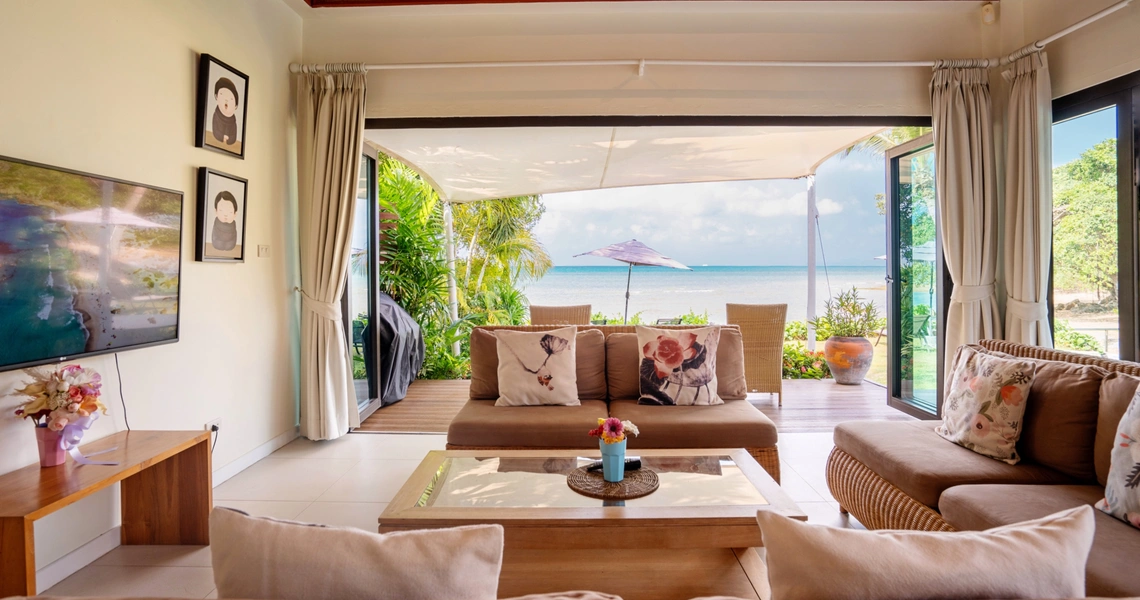 Indu Sunset living room