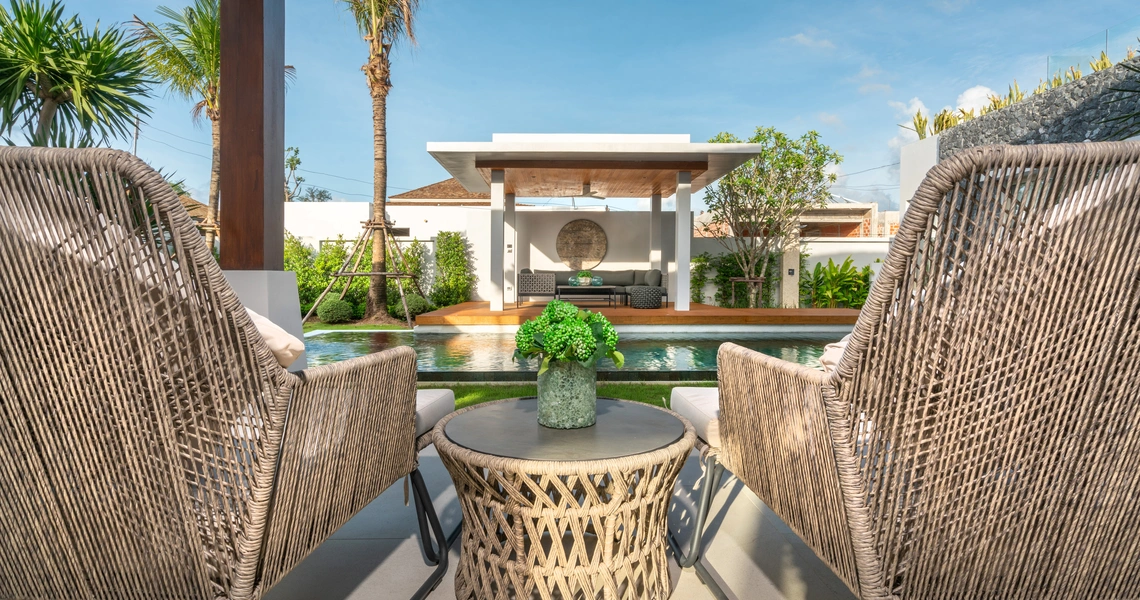 None Botanica Lakeside II - Out side sitting area