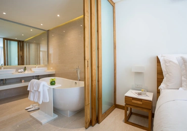 None Luxury apartments on Samui Chi Residence bathroom