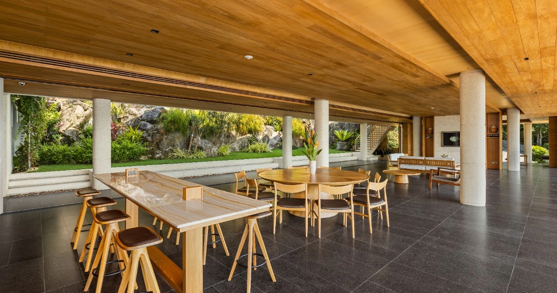 Villa Cascade  Kamala Headland - Living area