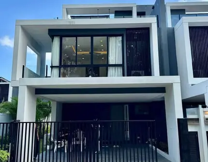 Laguna Villa 4 Bedroom - entrance