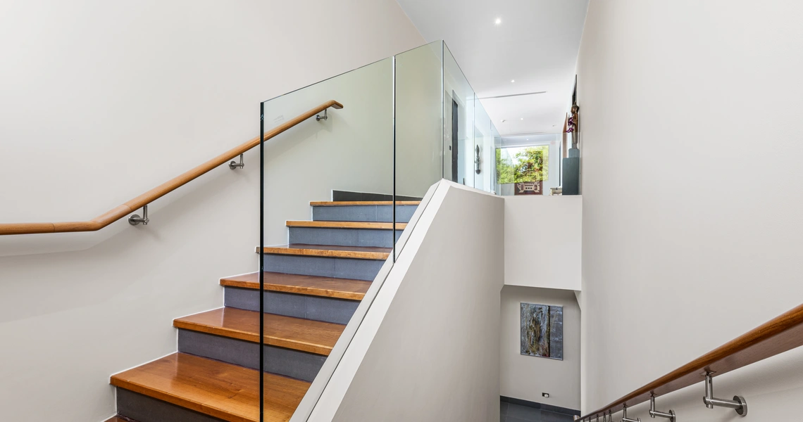 Villa Mimosa Layan Beach-Stairs