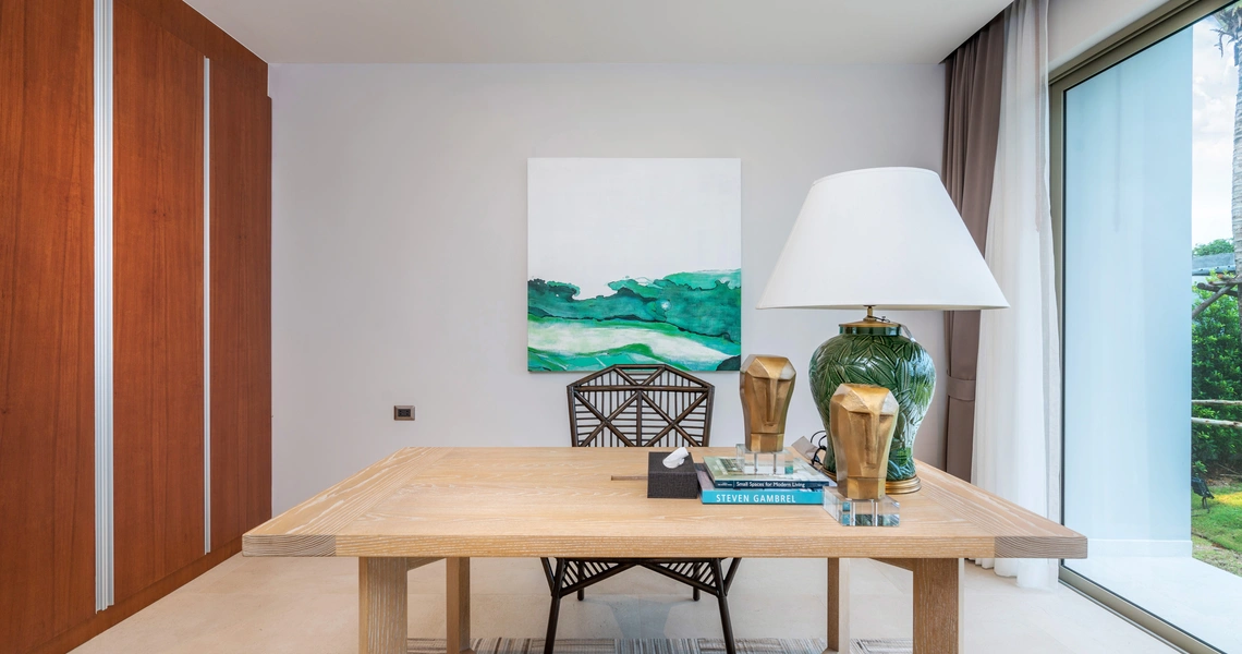 None Botanica Lakeside II - Working Area