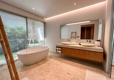 Anchan Grand Residence - bathroom with tub