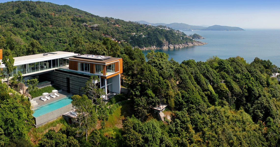 Villa Mayavee  Kamala Headland - panoramic view over villa, hills and sea