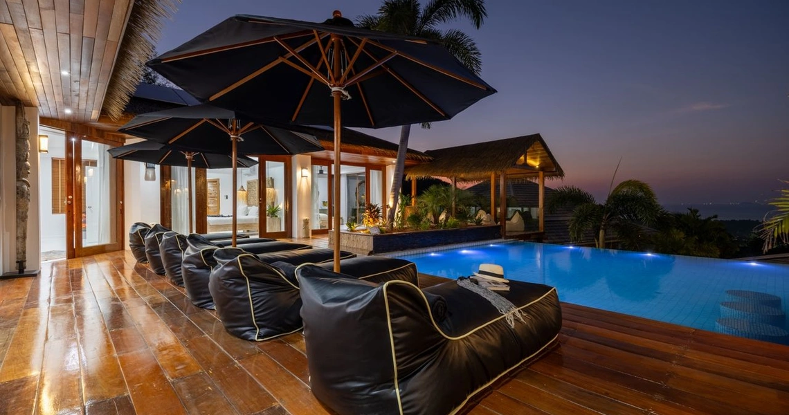 Authentik Villa pool deck outdoor