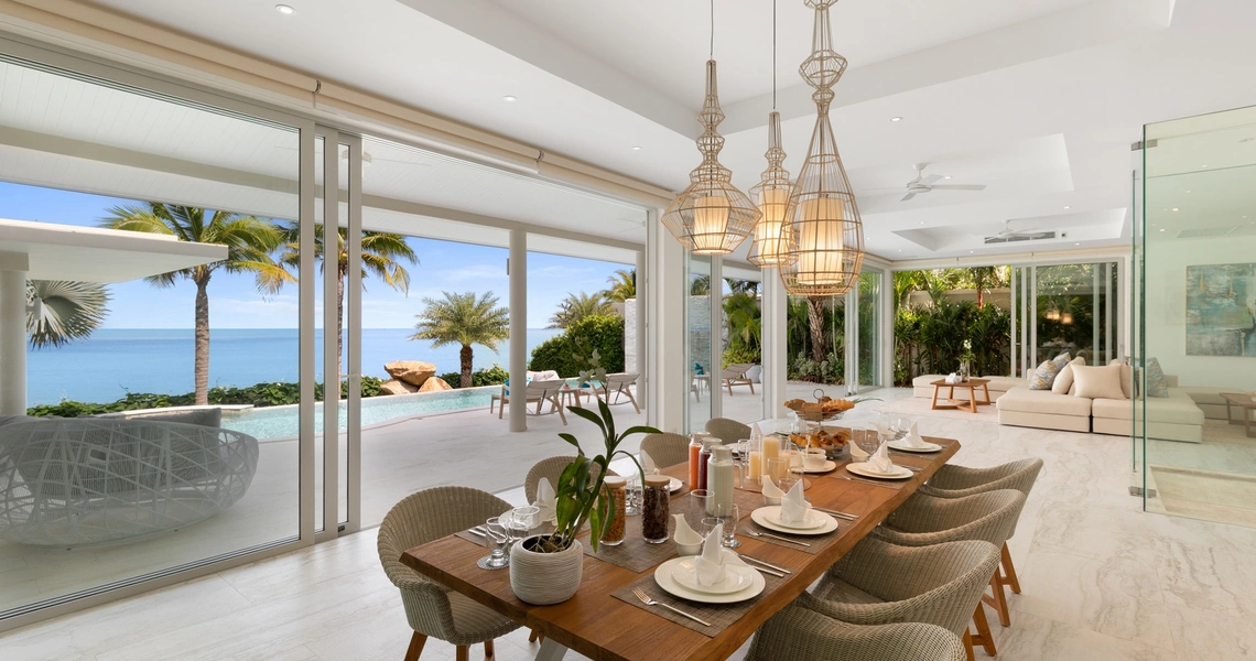 None Villa Blue Amber-  Dining area