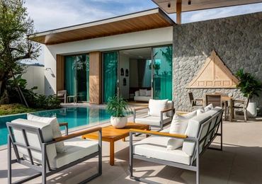 Mono Champaca - outdoor lounge