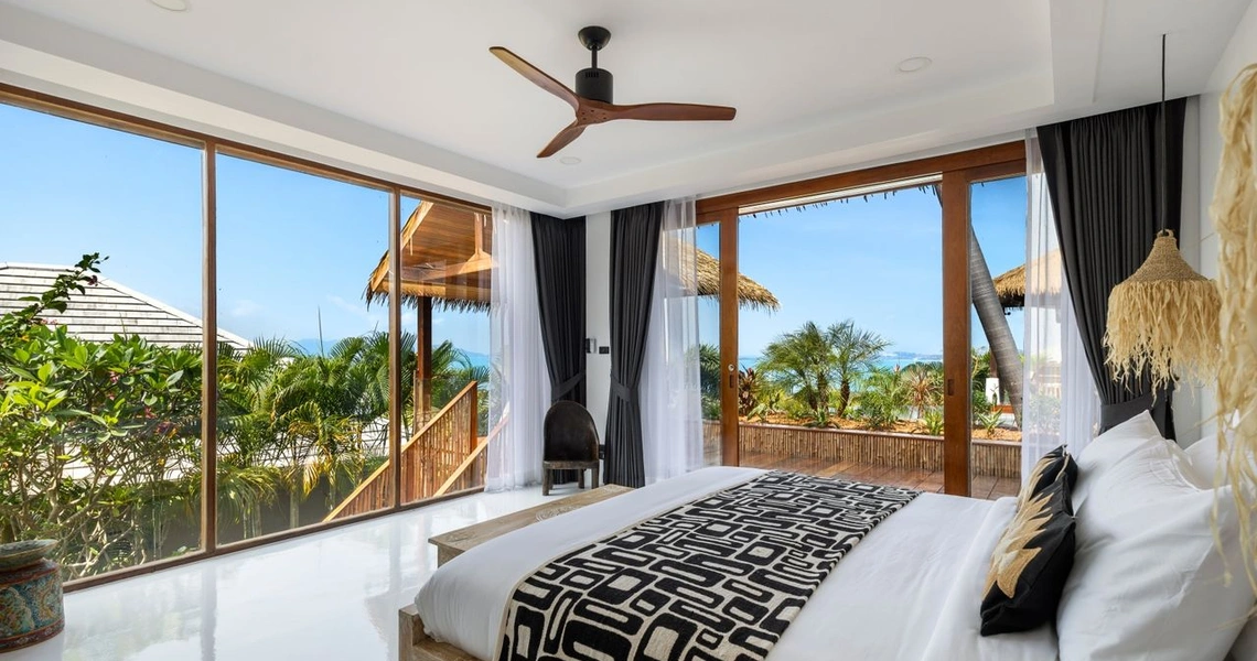 Authentik Villa bedroom with view