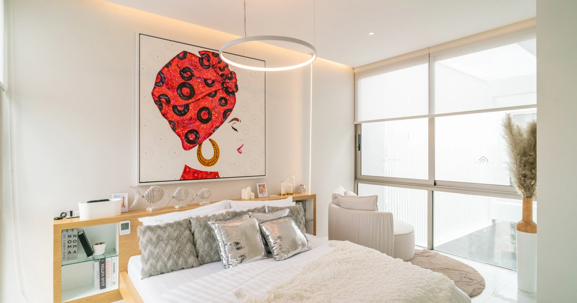 Luxury villas on Phuket The Residence Master bedroom