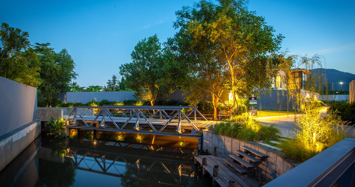 Riverhouse Phuket villas canal at night