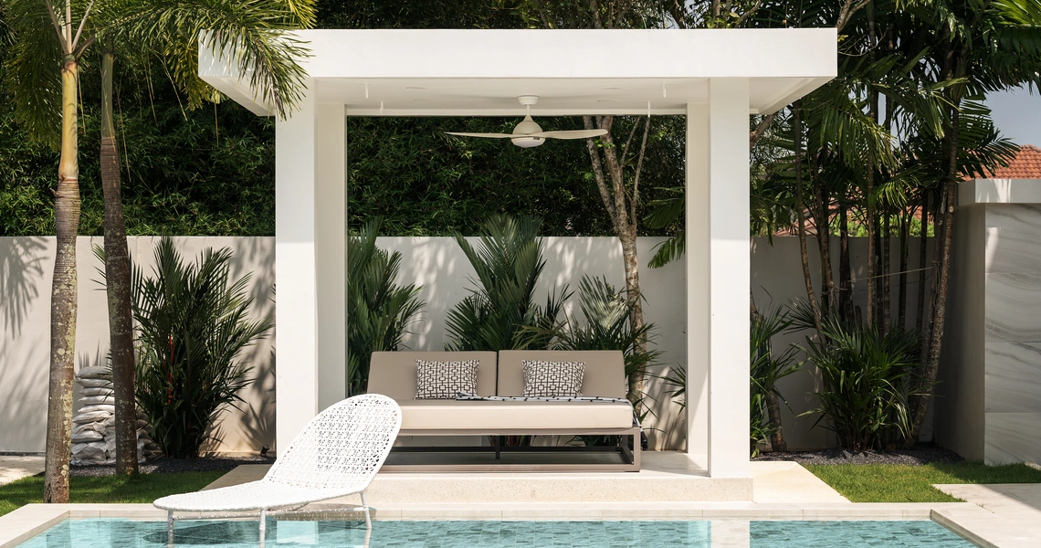 Laguna Homes - external pool