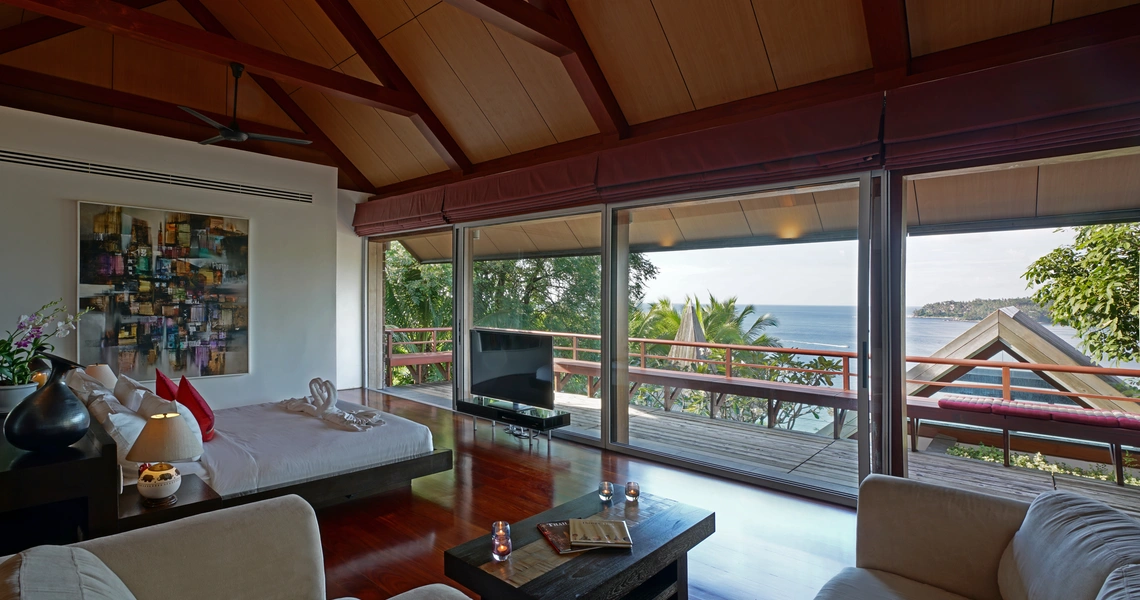 None Stunning sea view villa in an exclusive Surin Beach -