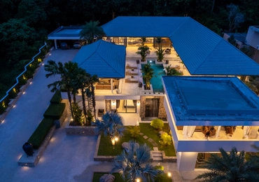 Villa Riverside aerial night