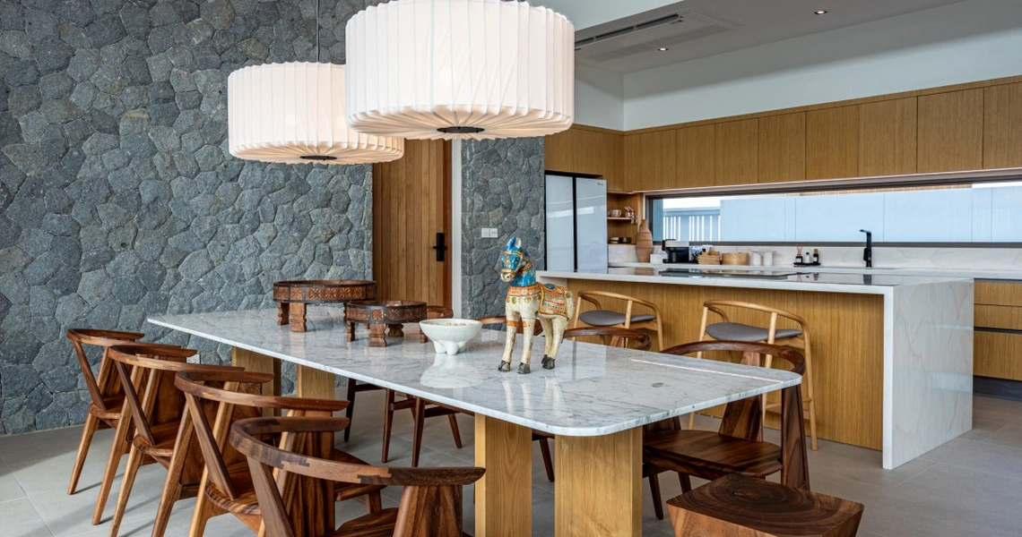 Mono Champaca - kitchen and dining