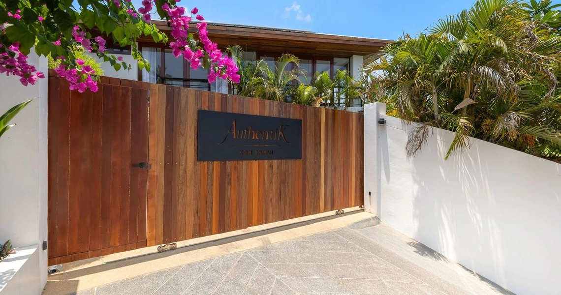 Authentik Villa entrance