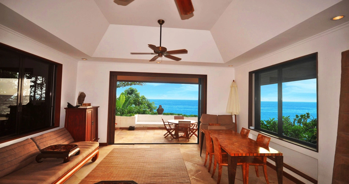 Baan Kata Villa -Living area