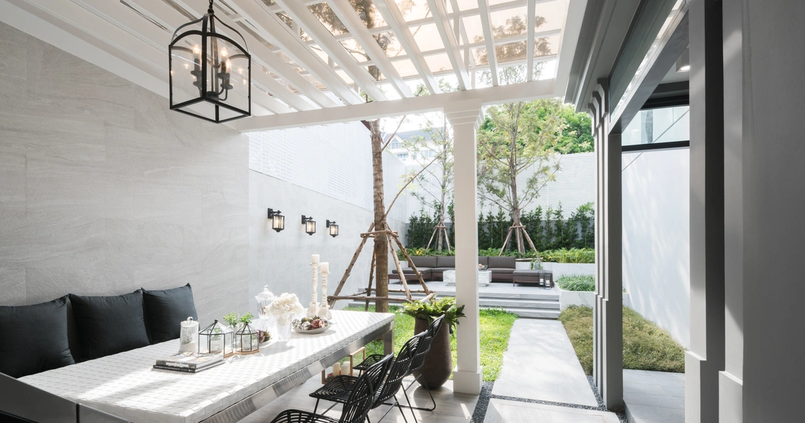 Malton Ari Bangkok Luxury Houses French Colonial Garden Room