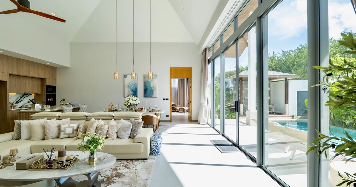 Erawana Creek - living room