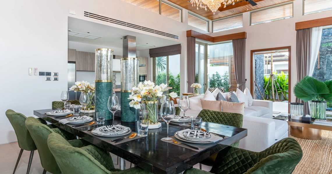 None Botanica Lakeside II - Dining table