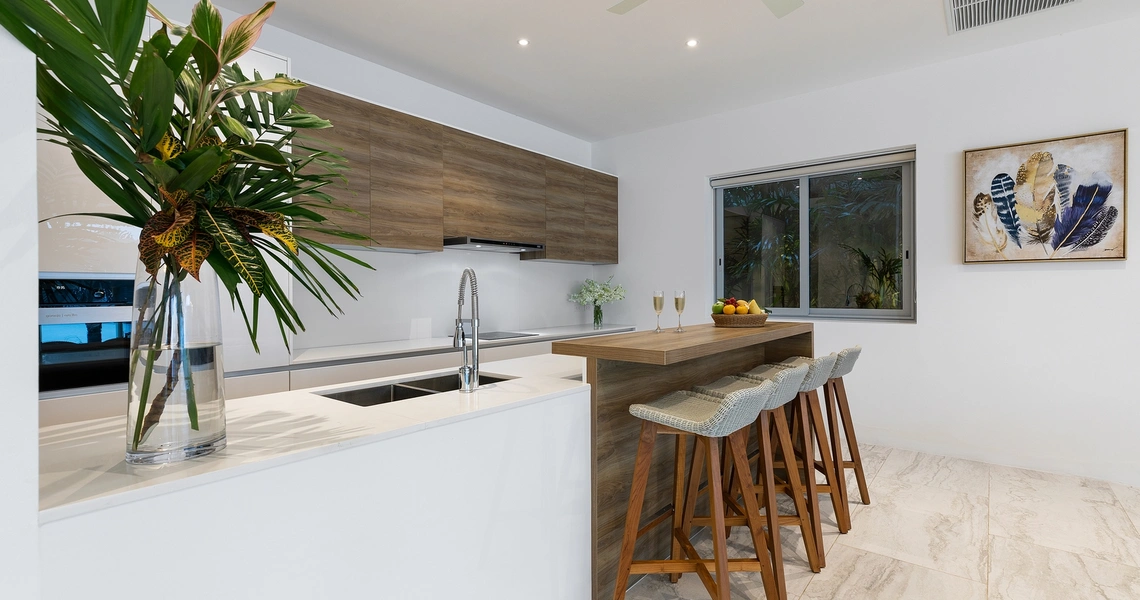 None Villa Blue Amber-  Dining area