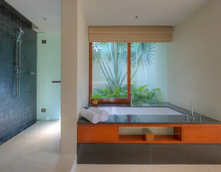 Luxury villas on Samui Luxury 3 Bedroom Pool Villa in Samujana bathroom