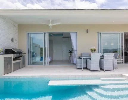 Villa Ambience - Swimming pool