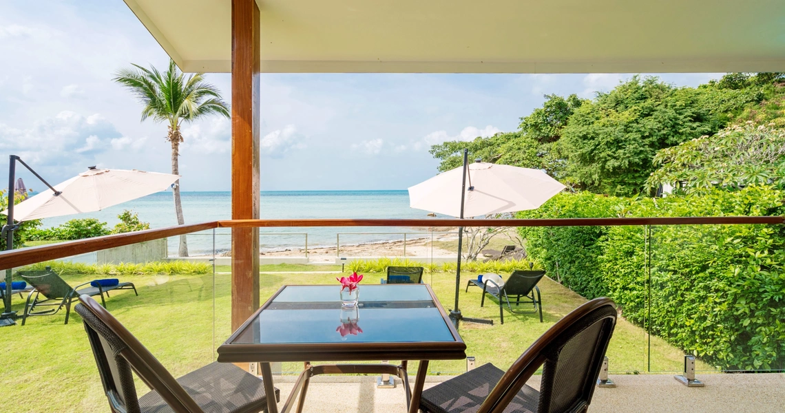 Indu Cocoon deck with sea view