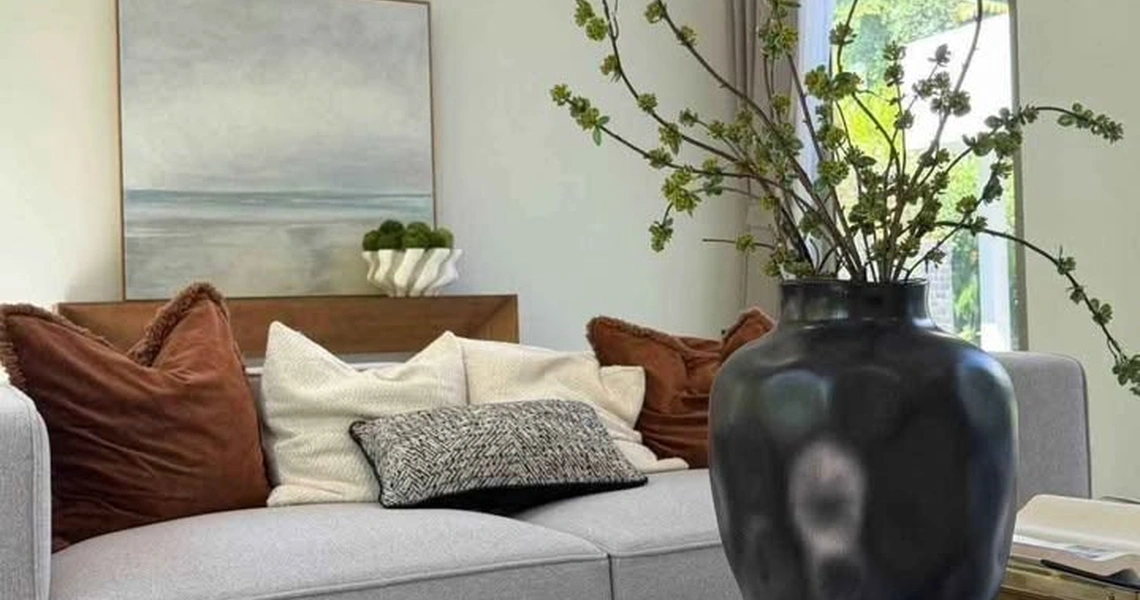 Loch Palm Villa - living room