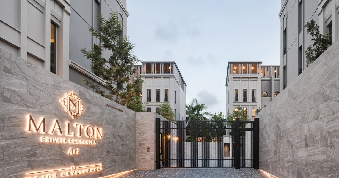 Malton Ari Bangkok Luxury Houses entrance
