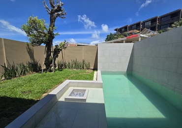 None Saturdays Villa - Swimming Pool