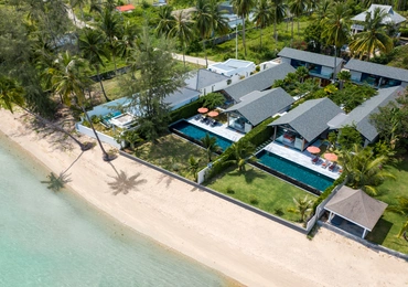 None Luxury villas on Samui 5 Bedroom Beachfront Villas in Baan Talay drone view